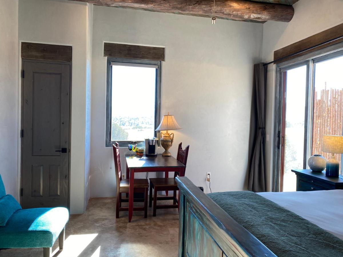 The Grand Hacienda Inn With Breakfast Abiquiu Eksteriør billede
